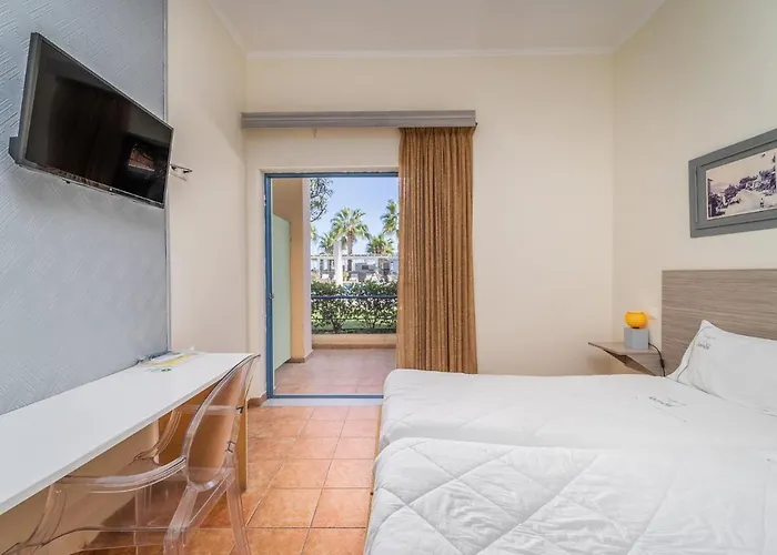 ιανός Ξενοδοχείο 3*