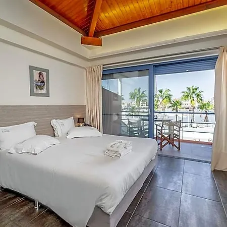 Ianos Hotel Lefkada City