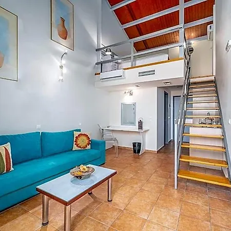 Ianos Hotel